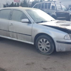 Skoda Octavia Tour din 2004, motor 1.6 benzina, tip BFQ