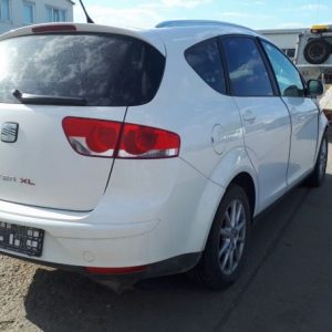 Dezmembrez Seat Altea XL din 2013, motor de1.6 tdi ,tip CAYC