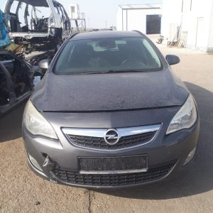 Opel Astra J break din 2011, motor 1.7 diesel tip A17DTR